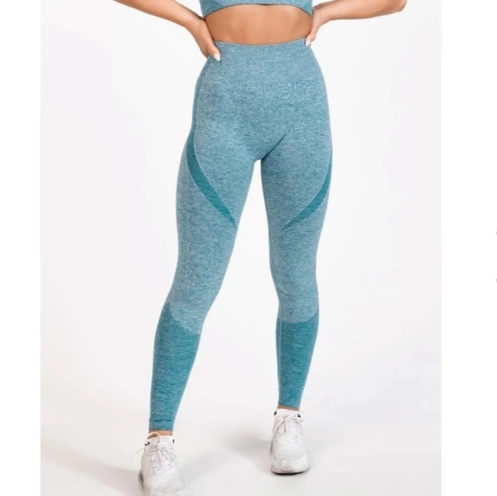 LAKI Active VALKYRIE Seamless Legging Sz M Dusk‎